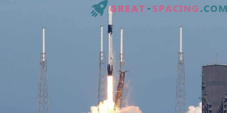 SpaceX успешно лансира оптоварување, но промаши со слетување на проектили