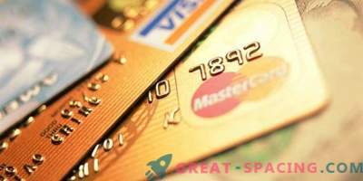 Дали вреди да се издаде кредитна картичка и што е потребно за ова?