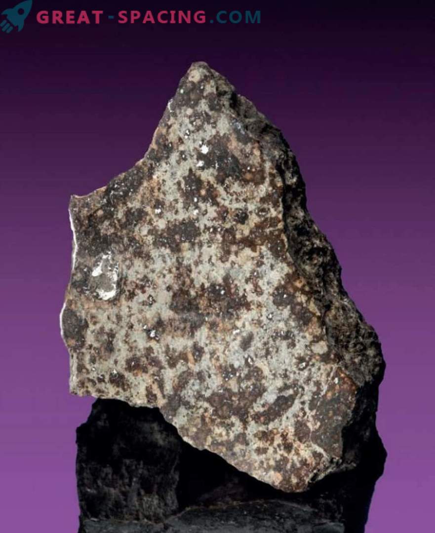 Колку чини метеорит