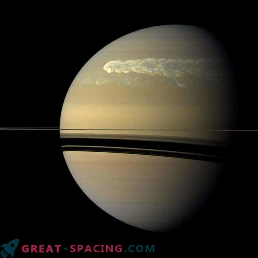 Најголемата бура на Сатурн