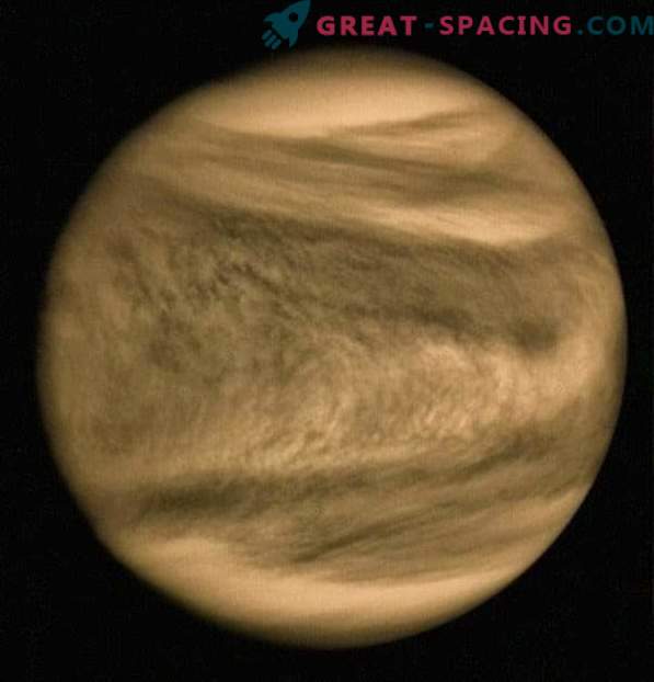 Затоа атмосферата на Венера е толку чудна