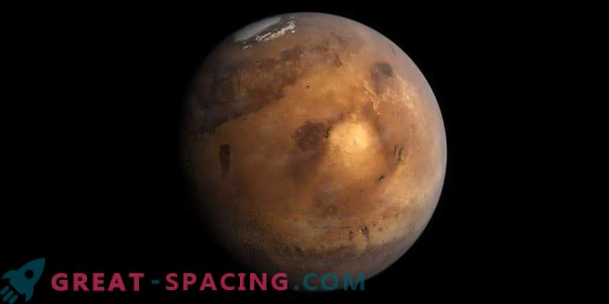 Дали Марс имал прстени?