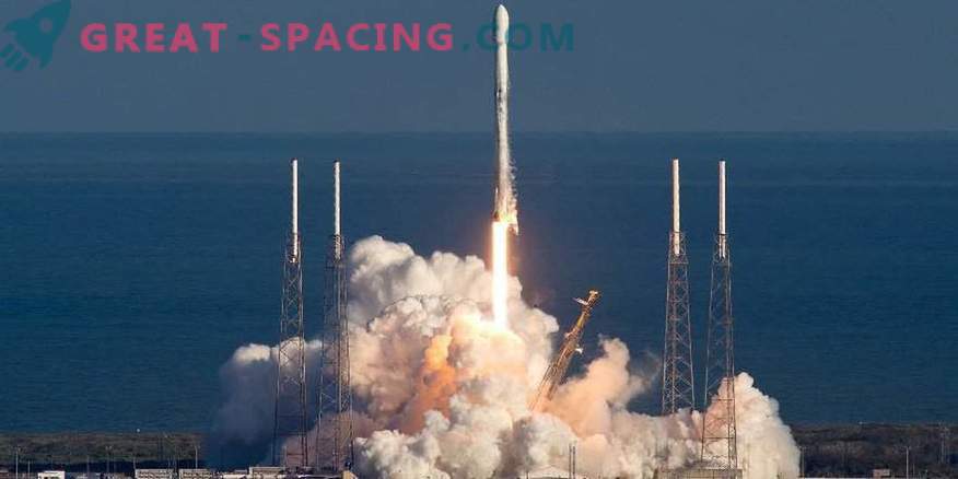 SpaceX го одложува стартувањето на историската трета ракета