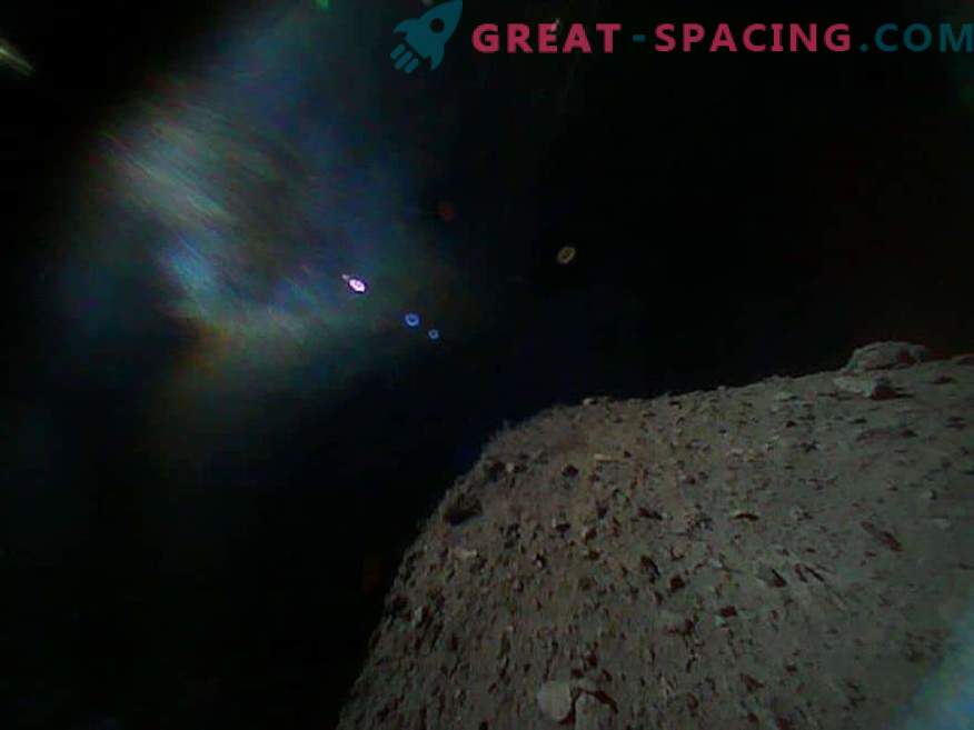 Хајабуса-2 го одложи спустот на сондата на астероидот Рјугу