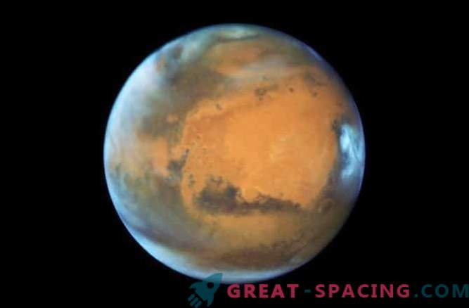 Wissenschaftler versuchen seltsame Blitze auf dem Mars zu erklären
