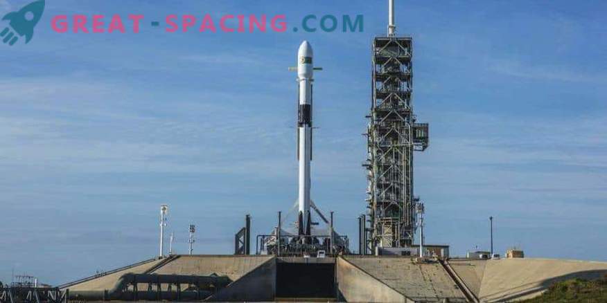 Ажурирана ракета SpaceX лансирана со сателит