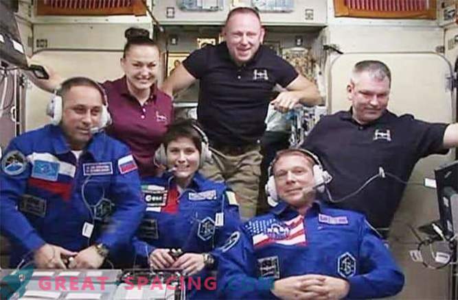 Нови членови на екипажот безбедно пристигнаа на ISS