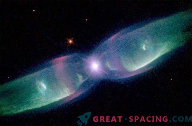 Спектакуларни фотографии на биполарни планетарни маглини