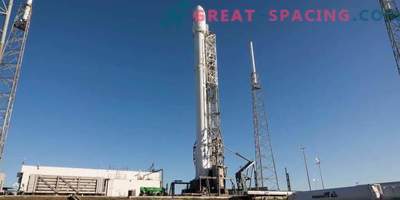 Прво лансирање на лансирање возило SpaceX
