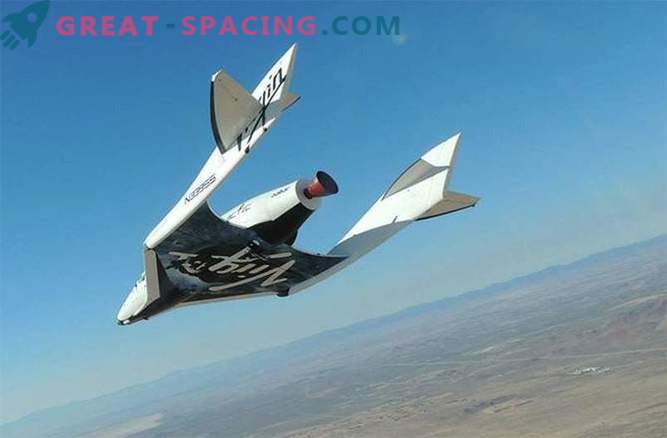 вселенското летало SpaceShipTwo се урна за време на лет