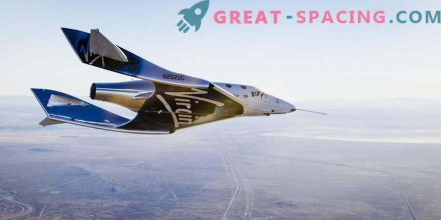 Новиот SpaceShipTwo прави слободен прв лет