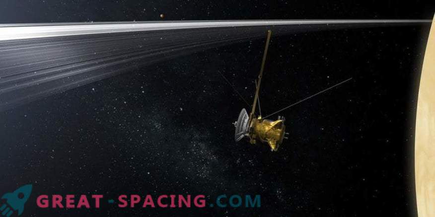 Што учиме за Уран со нуркање на Касини во прстените на Сатурн?