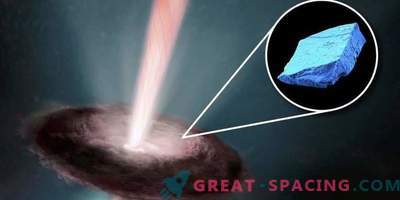 Сините кристали во метеоритите го откриваат сончевото минато