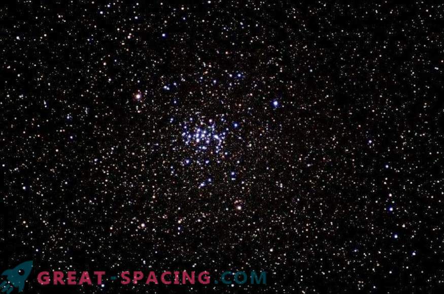 Двојна ѕвезда беше пронајдена во кластерот NGC 2632