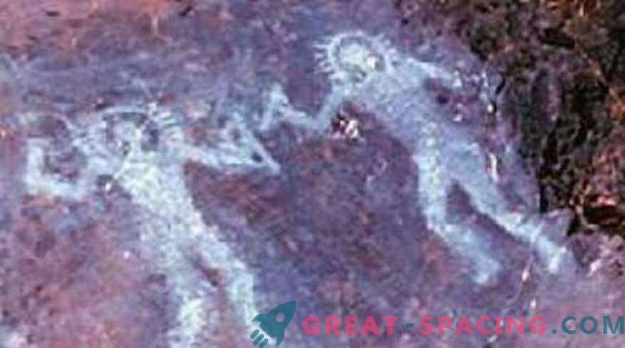 Уфолозите веруваат дека овие 12 антички слики покажуваат неземјани суштества