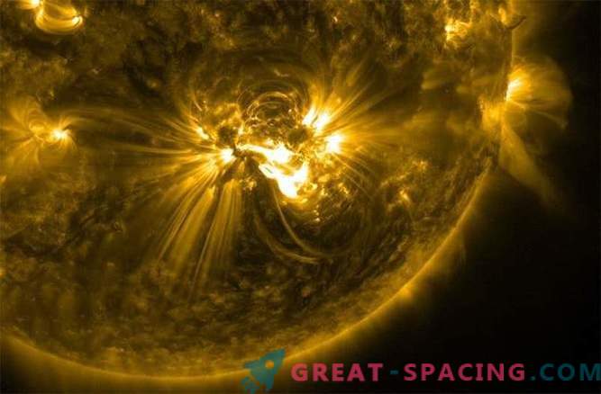 Моќната соларна експлозија од X класа се приближува до Земјата