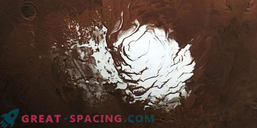 Што е скриено под јужната поларна капа на Марс