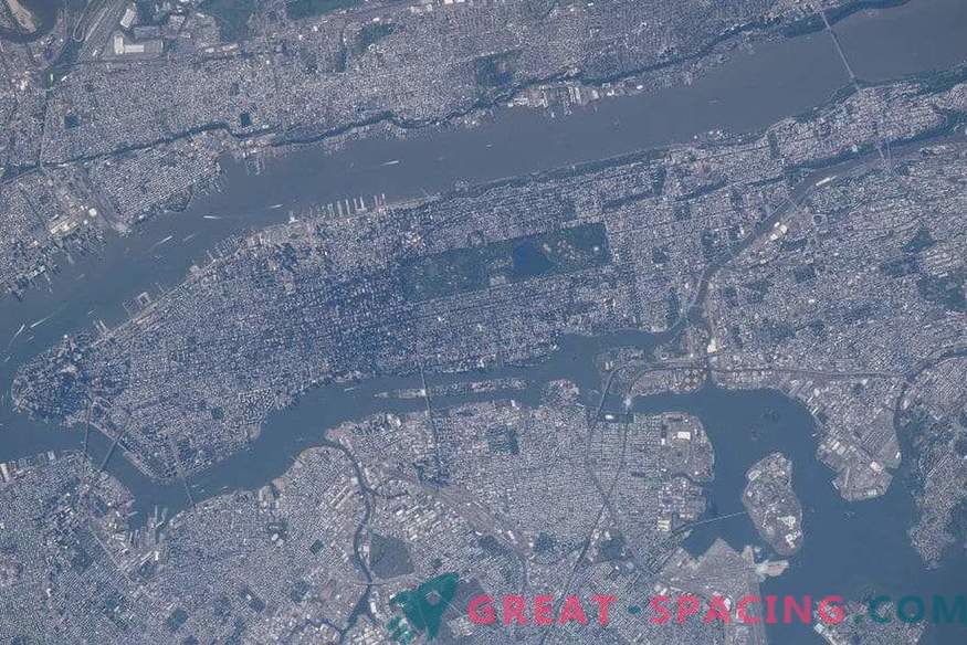 НАСА се присетува на 11 септември со нови слики од Њујорк од вселената