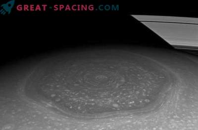 Се појави можно објаснување за џиновскиот Сатурн хекс