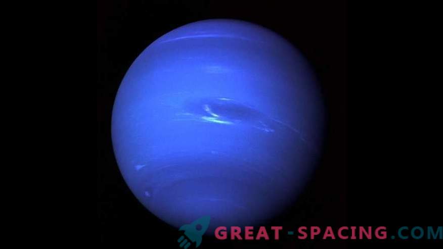 Голема бура на Нептун