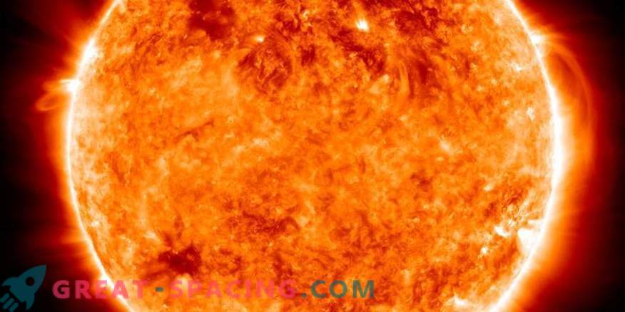 Нови детали во решавањето на топла сончевата атмосфера