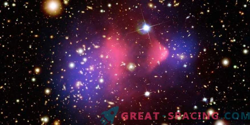 Kosmologer bildar nya kartor med mörk materia dynamik