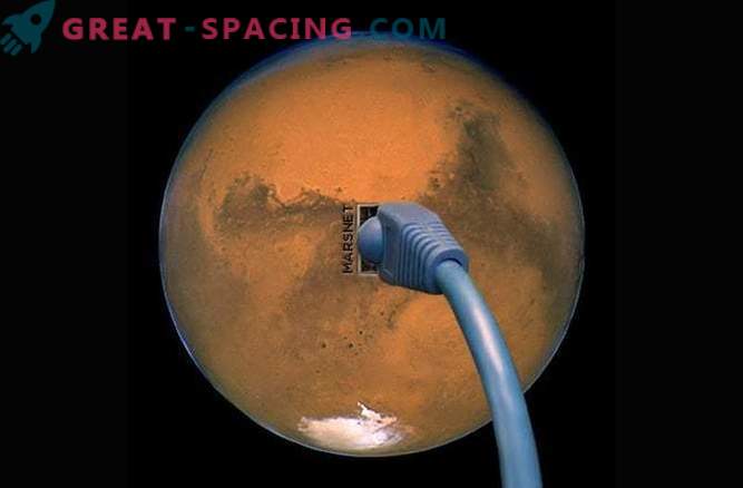 Илон Маска ќе го држи Интернетот во колонија на Марс
