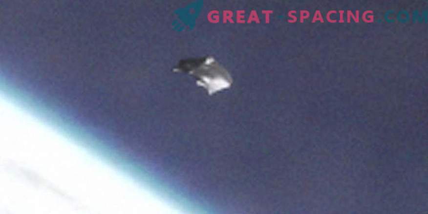 Неидентификуван објект влезе во преглед на камерата на Интернационалната вселенска станица