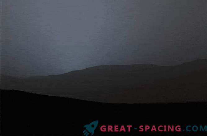 Љубопитноста доловува прекрасен зајдисонце на Марс