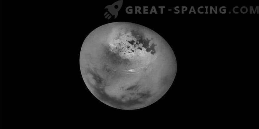 Ветрот ги зголемува облаците на Титан: набљудувањата на Касини